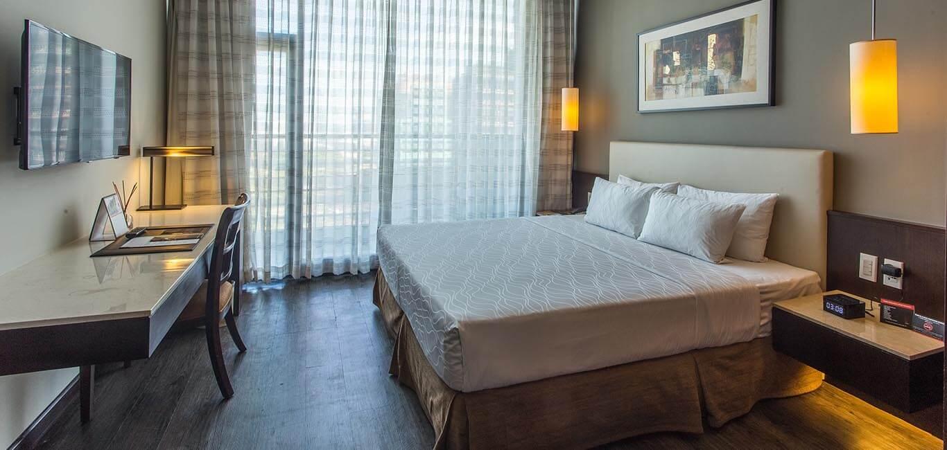 The B Hotel Alabang Muntinlupa City Экстерьер фото