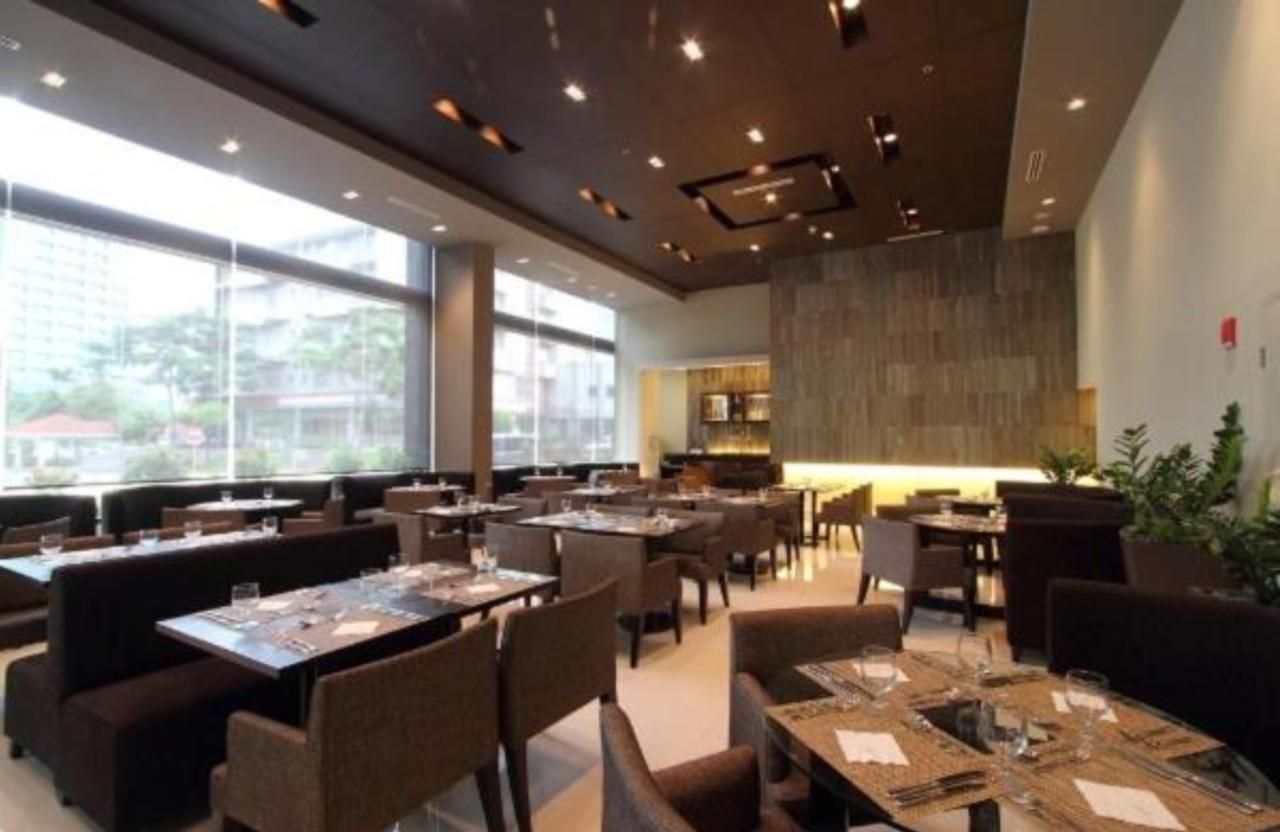 The B Hotel Alabang Muntinlupa City Экстерьер фото